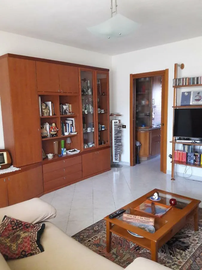 Homestay Camera Zona Policlinico/Universita Monserrato